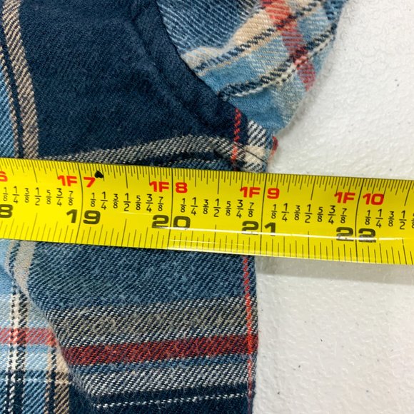 RedHead Flannel Shirt Mens Medium Blue Red Plaid Outdoor Hike Camp Fish Hunt - Picture 10 of 12